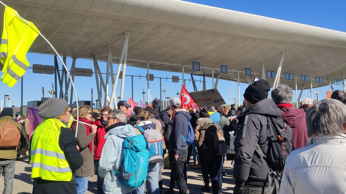 Manifestations du 24 octobre : sur l’A75, les gilets jaunes appellent à une opération péage gratuit au viaduc de Millau