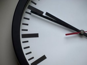 Changement d'heure : le créneau hivernal est là, jusqu'à quand faudra-t-il patienter avant de retrouver l'heure d'été ?