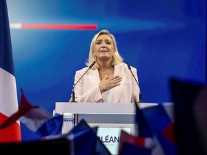 Qu'est-ce que la "Communauté nationale" que Marine Le Pen veut inscrire dans la Constitution ?