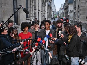 Blocages des lycées : Parcoursup, rénovation des bâtiments, nombre d'élèves par classe plafonné, les futures annonces du gouvernement n'ont pas convaincu