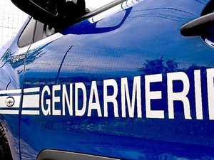 Mille paquets d'une valeur de 14 000 ¬, les gendarmes de l'Aveyron mettent fin à un trafic de cigarettes contrefaites