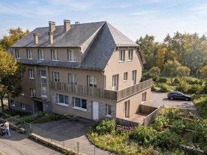 Cette ancienne gendarmerie de l'Aveyron va connaître une profonde transformation pour accueillir de nouveaux projets