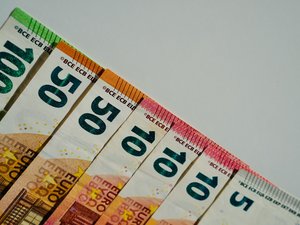Epargne des retraités : ce qu'il faut savoir sur le Plan épargne dépendance (PED), ce nouveau placement qui pourrait prolonger le PER