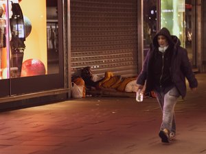 Au moins 927 personnes sans-abris sont décédées en France en 2025 : parmi les victimes, 20 avaient moins de 15 ans